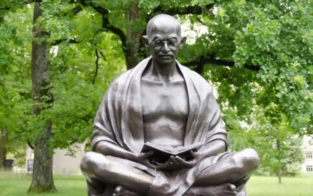 Moral Values and Principles of Mahatma Gandhi edumantra.net